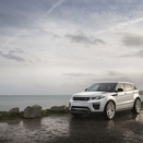 Land Rover reveals Evoque facelift