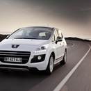 Peugeot 3008 Hybrid4 Gets Software Upgrade with as Little As 91g/km of CO2