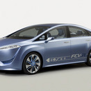 Toyota Demonstrates Fuel Cell Vehicles to European Parlaiment