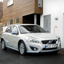 Volvo developing fuel cells to extend the electric car’s range