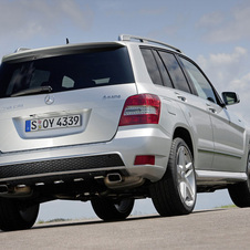 Mercedes adds two new BlueEfficiency GLK models