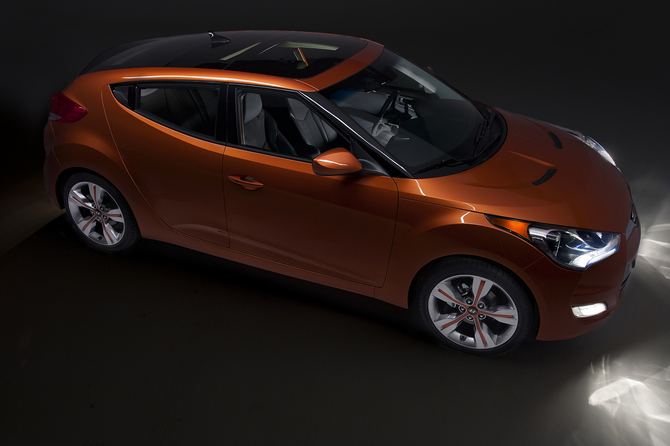 Hyundai unveils the 2012 Veloster in Detroit