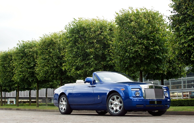 Rolls-Royce Phantom Drophead Coupé Masterpiece