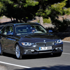 BMW 318d Touring AT