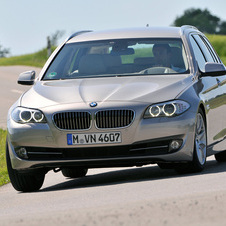 BMW 528i Touring