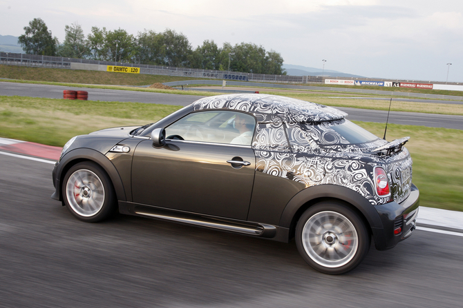 MINI shows-off camouflaged future Coupé model