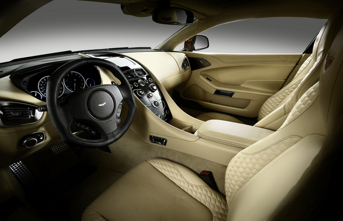 O interior do novo Aston Martin Vanquish