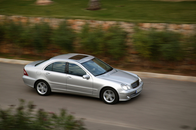 Mercedes-Benz C 230 Automatic