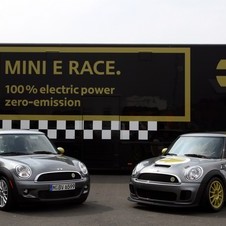 MINI E Race runs in Nürburgring