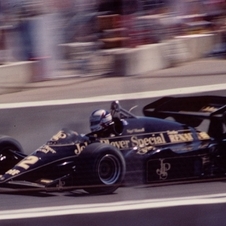 Lotus 95T Renault