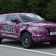 Range Rover Evoque goes funky for final testing