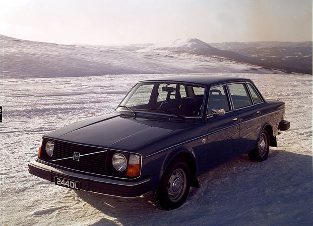 Volvo 244 DL D6