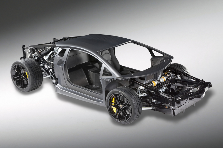 Lamborghini reveals the Aventador LP700-4 chassis