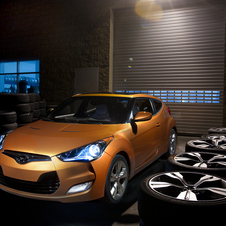 Hyundai unveils the 2012 Veloster in Detroit