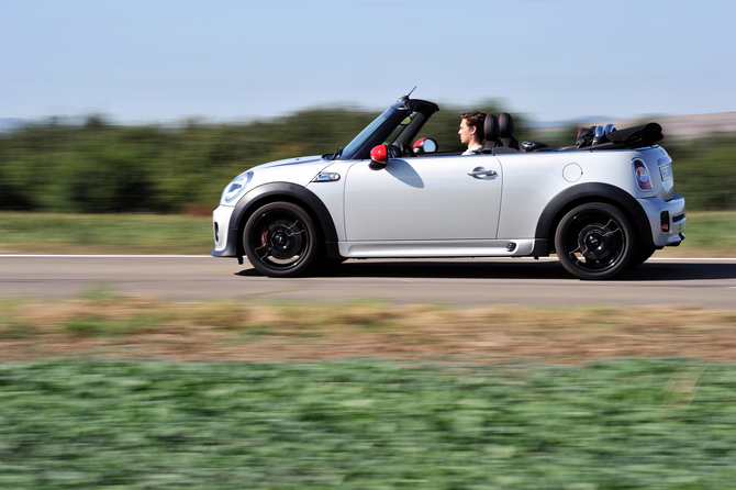 MINI (BMW) John Cooper Works Convertible