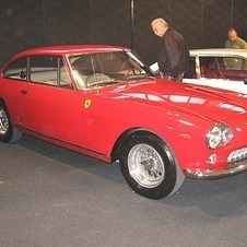 Ferrari 330 GT 2+2