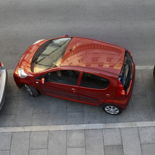 Peugeot 107 Hatchback 1.0 Envy