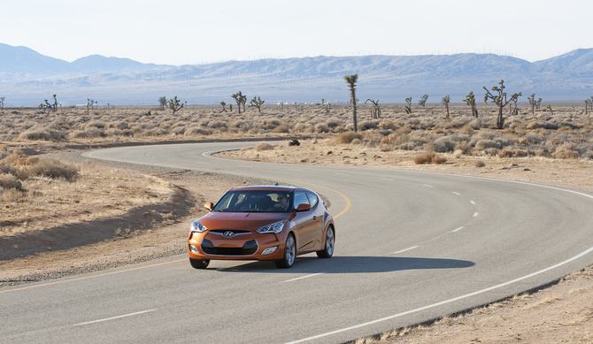 Hyundai unveils the 2012 Veloster in Detroit