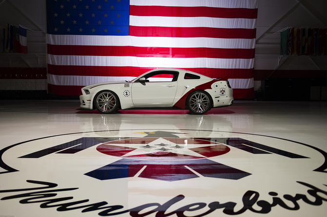 Ford U.S. Air Force Thunderbirds Edition