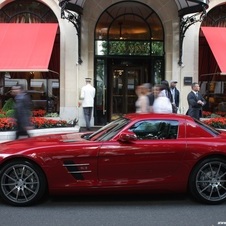 Mercedes-Benz SLS-Class