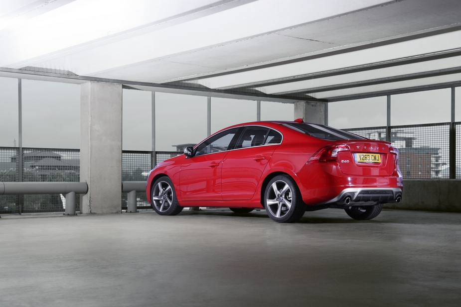 Volvo S60 D2 R-Design Summum Powershift