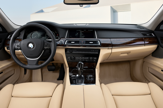 BMW 750Li