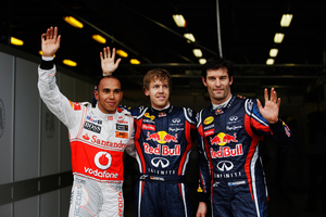 Vettel dominates qualifying in Australia