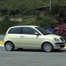 Lancia Ypsilon 1.2 8v