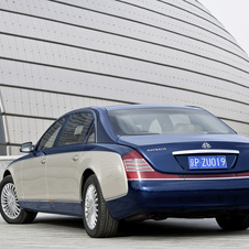 Facelifted Maybachs presented at Auto China 2010