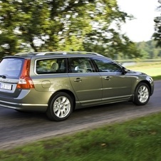 Volvo V70 2.5T Momentum Geartronic