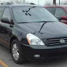 Kia Sedona SWB