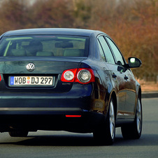 Volkswagen Jetta 1.6 FSI