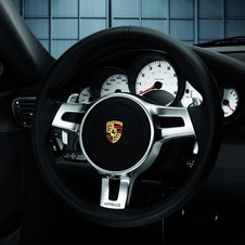 Porsche offers four new retrofitting items