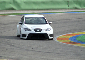 The WTCC Leon uses the series new 1.6-liter turbocharged engine formula