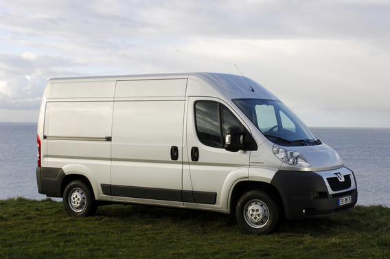 Peugeot Boxer Combi 330 L1H1 2.2 HDi