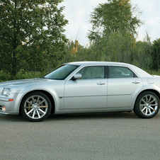 Chrysler 300C SRT8