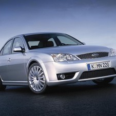 Ford Mondeo ST220