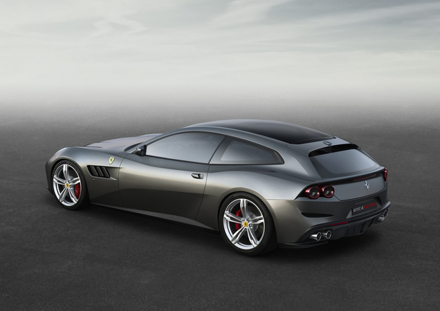 The GTC4 Lusso remians equipped with the 6.2-liter V12, however, the output was increased to 690hp, with a torque of 697Nm