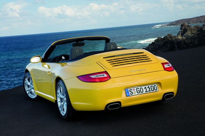 Porsche 911 Carrera Cabriolet