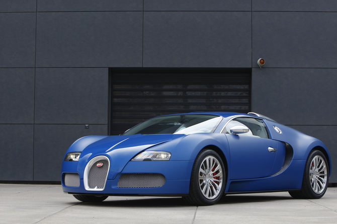 Bugatti Veyron Bleu Centenaire