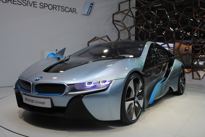 BMW i8