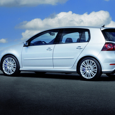 Volkswagen Golf R32