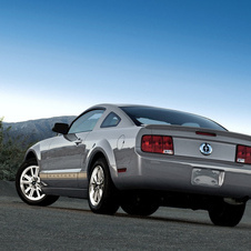 Ford Mustang V6 Automatic