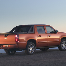 Chevrolet Avalanche LS 2WD