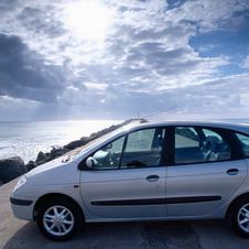 Renault Scenic 1.9 dTi