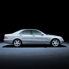 Mercedes-Benz S-Class 220 series (1998 to 2005)