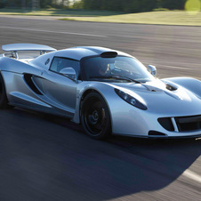 Video of the 1200hp Hennessey Venom GT as Driven by Jay Leno