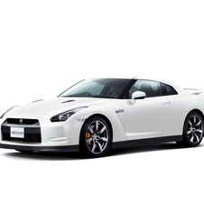 Nissan introduces the new Nissan GT-R