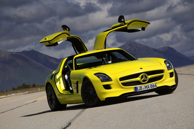 Mercedes-Benz announces SLS AMG E-CELL series production