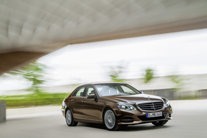 Renault and Mercedes decided that it would be too expensive keep the E-Class platform in production for that long